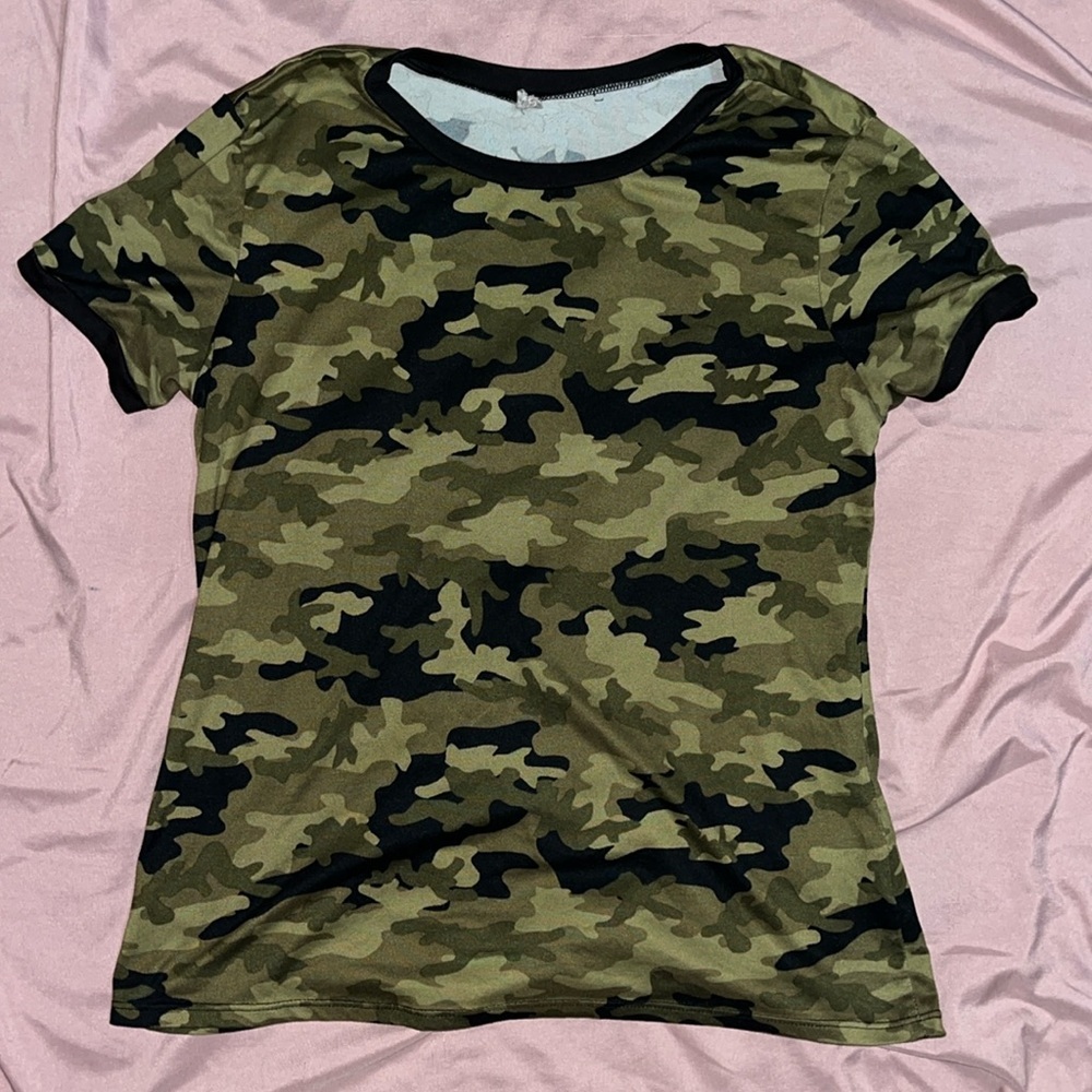 Urbanology Women’s short sleeve tee